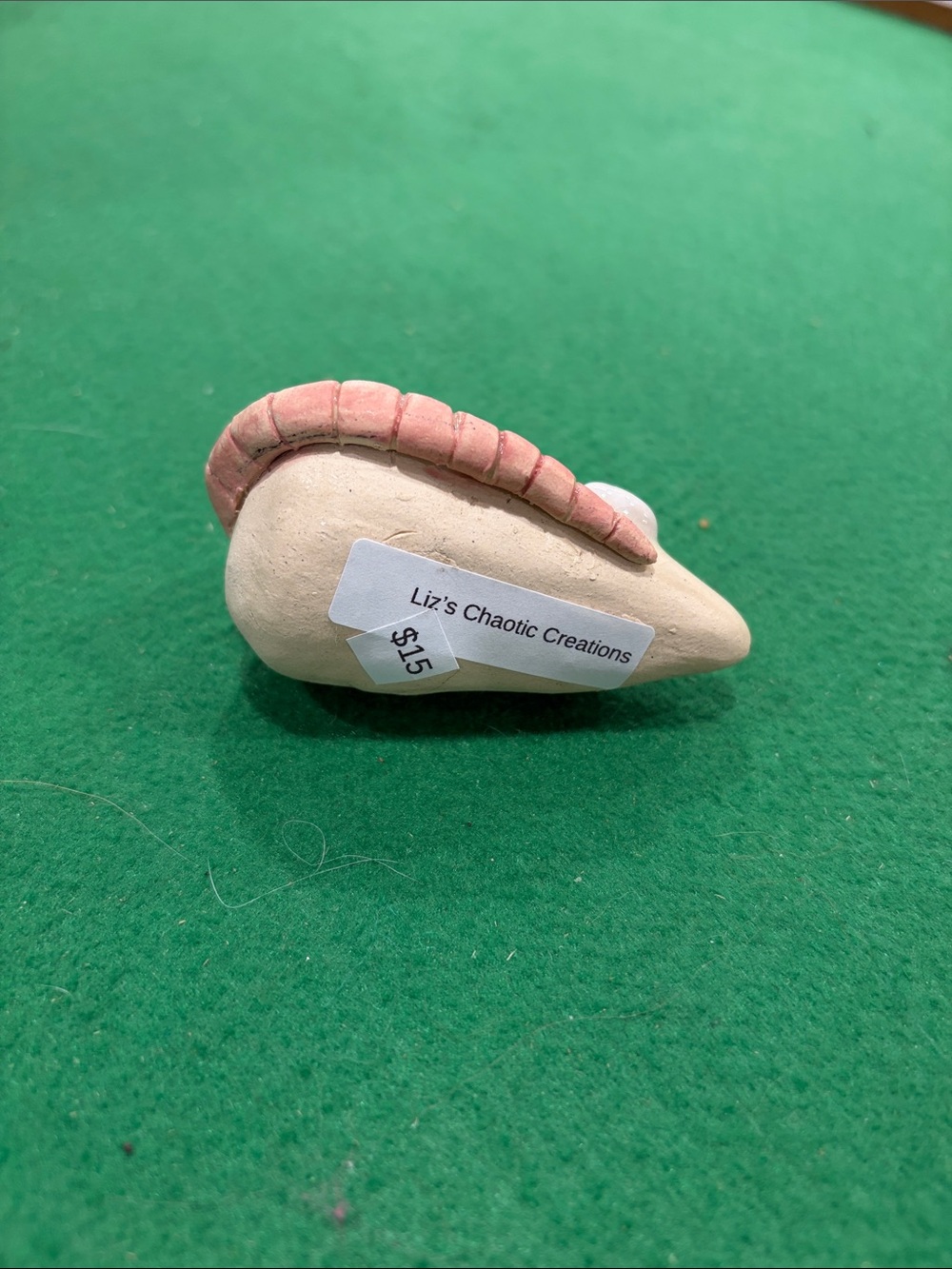 Handmade ceramic rat - Picture 3 of 3
